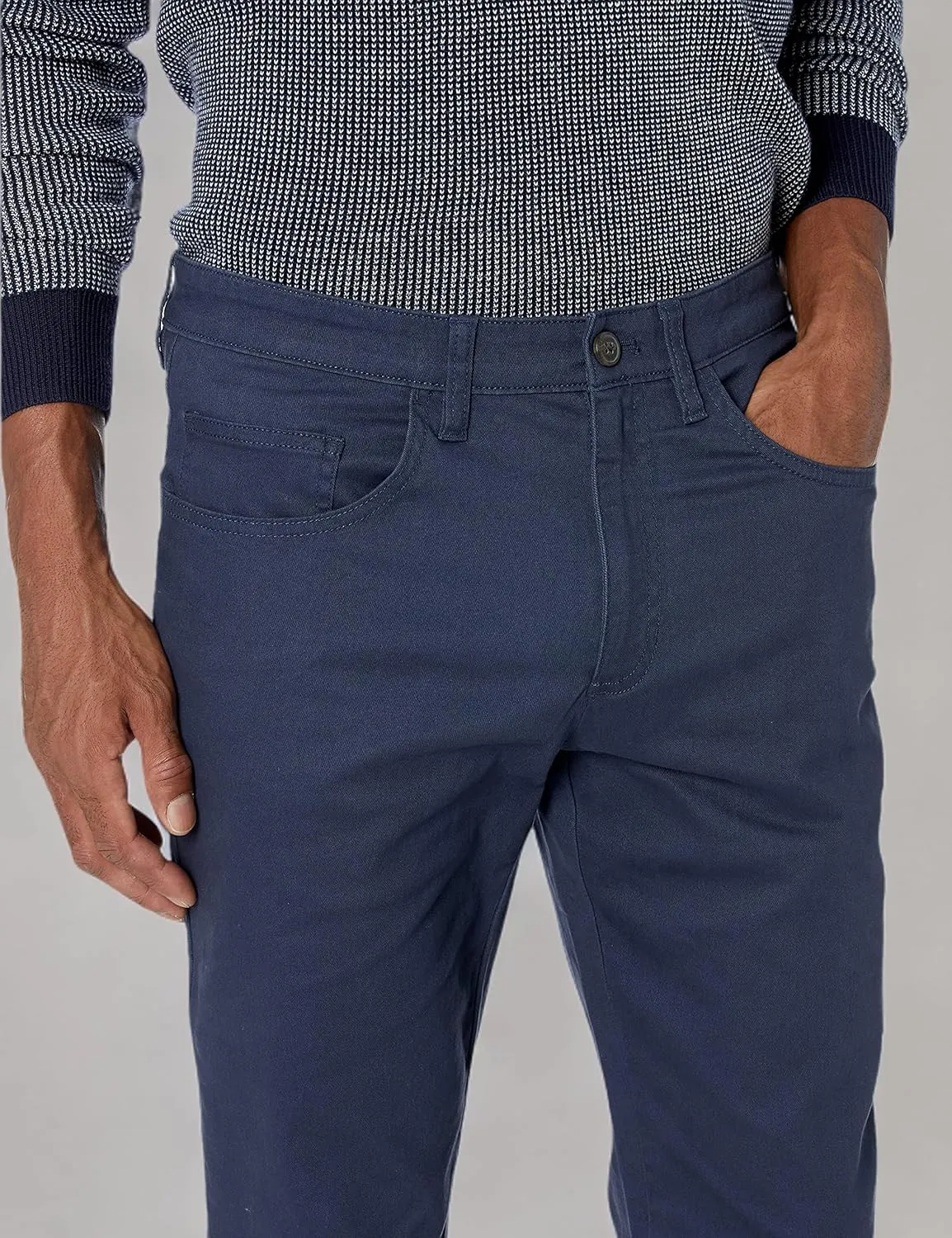 Amazon Essentials Men's Chino, Slim-Fit Pants with 5-Pockets, Comfort Stretch (Previously GoodThreads)