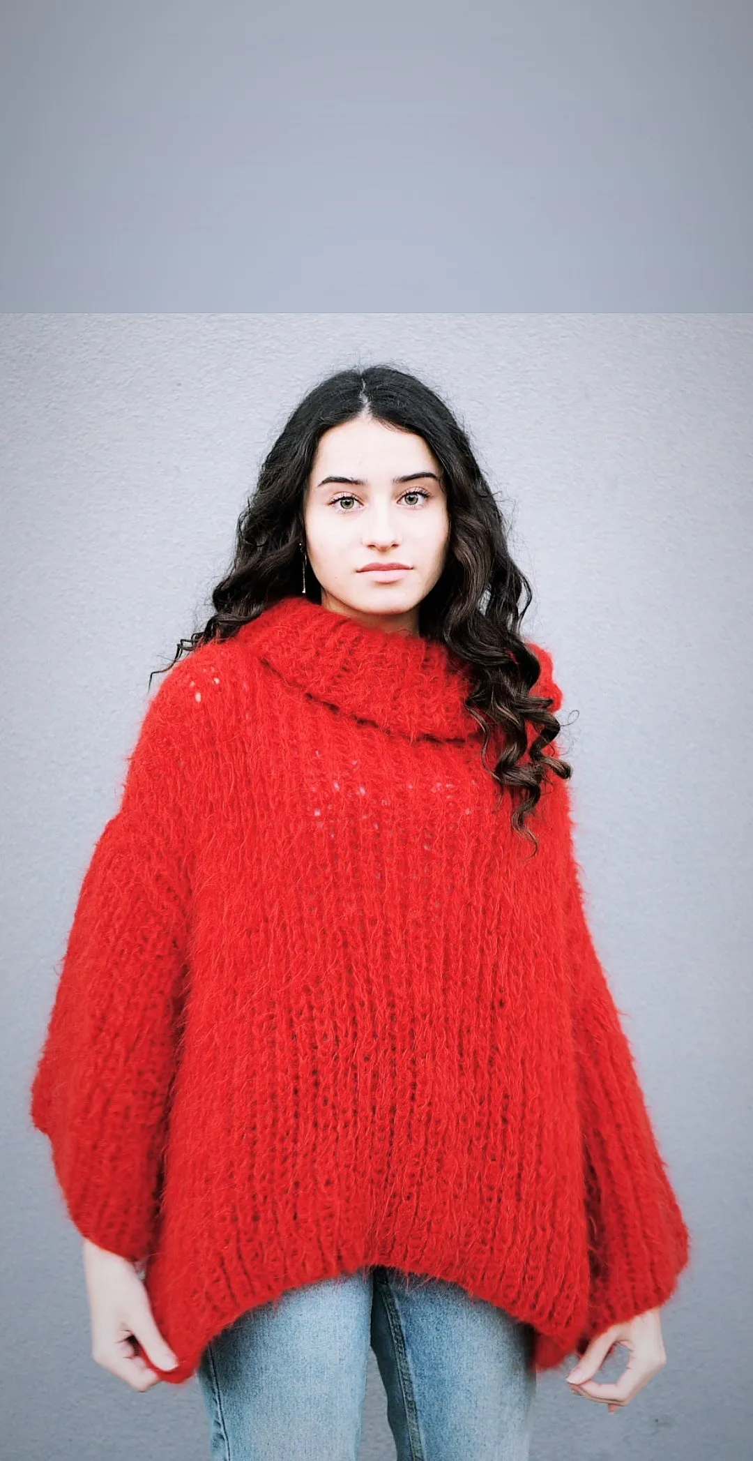 Chunky hand knit sweater with funnel collar