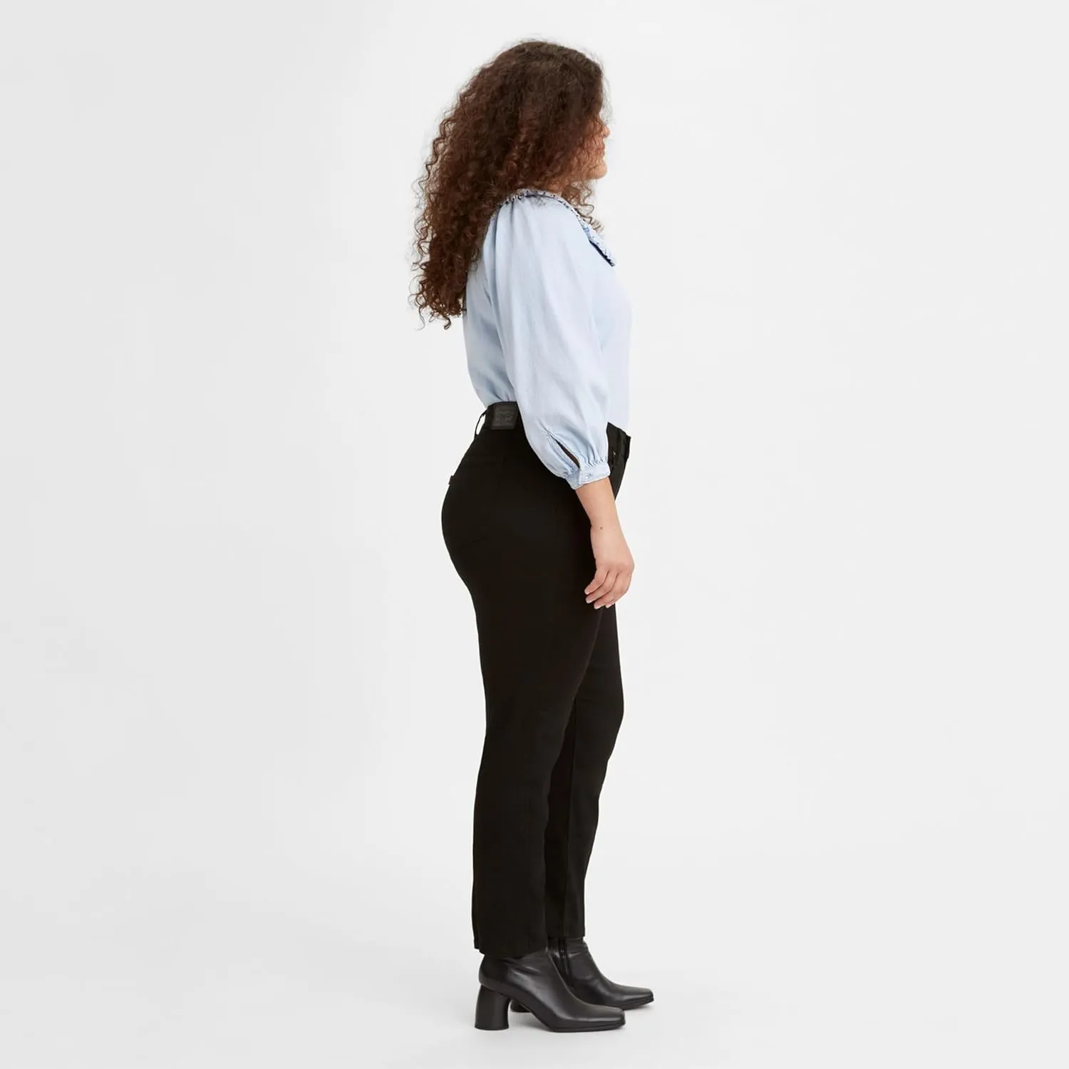 Levi's Women's Straight 505 Jeans