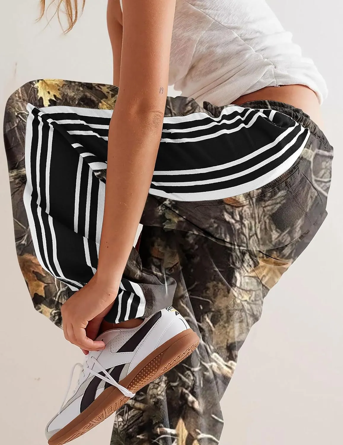 MISSACTIVER Women Side Striped Wide Leg Pants Color Block High Rise Drawstring Sweatpants Baggy Track Pants with Pockets