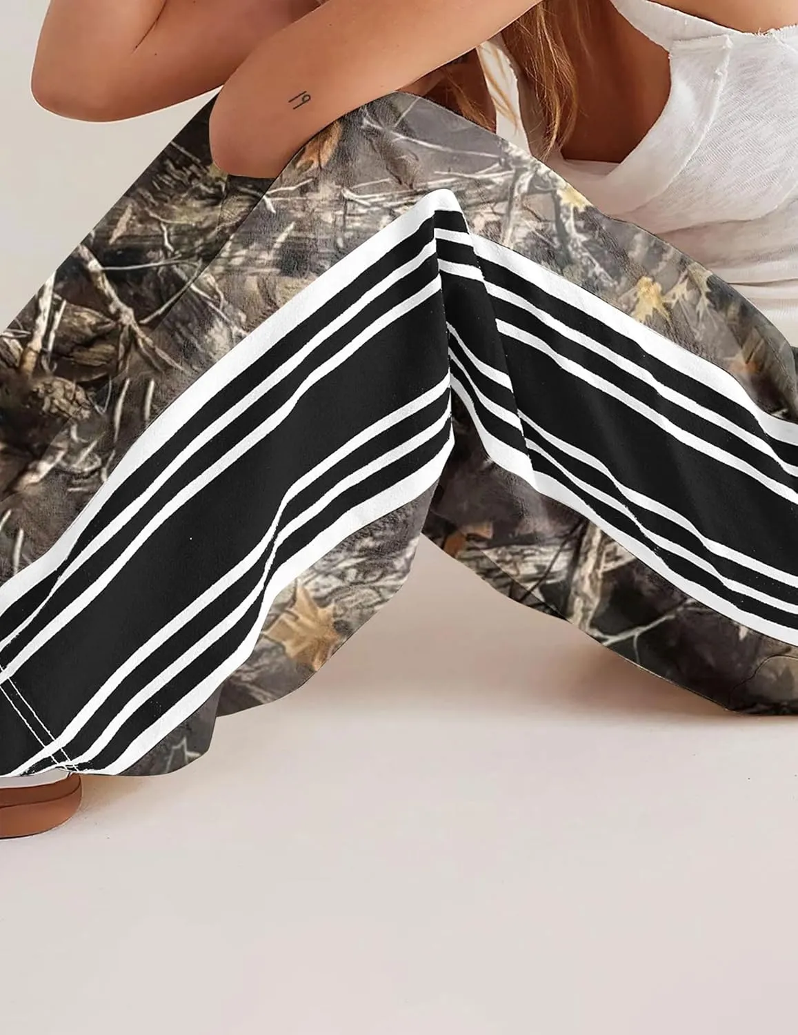 MISSACTIVER Women Side Striped Wide Leg Pants Color Block High Rise Drawstring Sweatpants Baggy Track Pants with Pockets